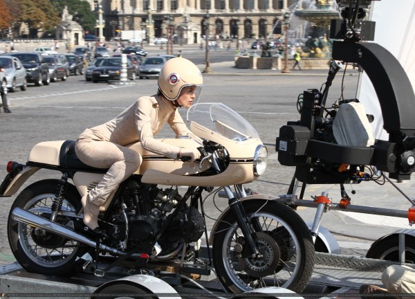 Ducati 750 SS Pub Chanel